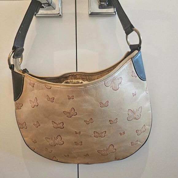 Handbag - Picture 2 of 3